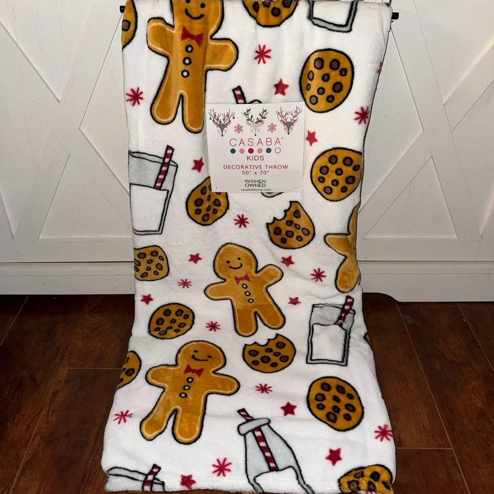 Gingerbread Cookies and Milk Decorative Throw Blanket